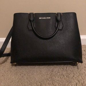 Michael Kors Bags - Micheal Kors Handbag Michael Kors Bags - Micheal Kors Handbag